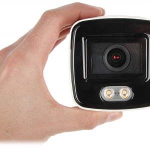 Camera HikVision IP ColorVu 4MP cu slot card de 256GB DS-2CD2047G2-L(C) - Img 3