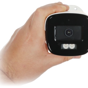 Camera supraveghere analogica HikVision Mini Bullet 8MP DS-2CE12UF3T-E(2.8mm), Tehnologie ColorVu 24/7, Alimentare PoC prin coaxial, WDR real 130dB, Lumina alba 40m, Protectie IP67, Rezolutie 4K Ultra HD, Imagine color noaptea - Img 6
