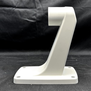 Suport de perete Hanwha Vision SBP-300WM1 pentru camere de supraveghere tip dome, fabricat din aluminiu rezistent, culoare alba, design ergonomic pentru gestionarea cablurilor, montaj stabil si durabil la exterior sau interior - Img 5
