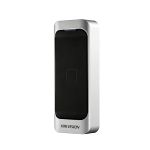 Cititor de carduri Hikvision Pro DS-K1107AM, frecventa 13.56MHz Mifare, procesor 32-bit, protocol RS-485, Wiegand W26/W34, OSDP, protectie antisabotaj, buzzer incorporat, functie Watchdog, upgrade online, design modern