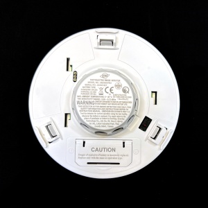 Detector de fum wireless HikVision AX PRO DS-PDSMK-E-WE, senzor fotoelectric de inalta calitate, durata viata baterie 10 ani, comunicare bidirectionala 868MHz, tehnologie Tri-X, buzzer integrat, design compact alb - Img 4