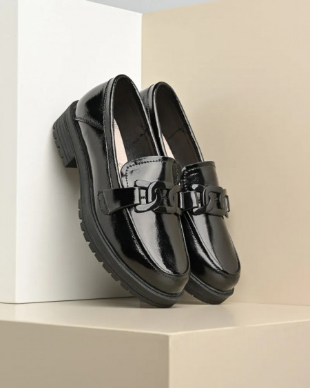 Lakovane kožne cipele u crnoj boji, slika 1