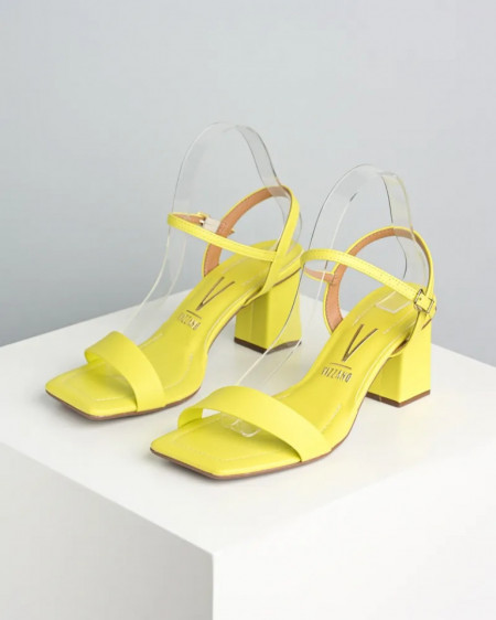 Žute Vizzano sandale sa blok petom, slika 1