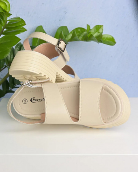 Džombaste bele sandale od kože, slika 7