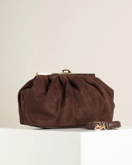 Ženska braon clutch torbica od eko velura sa zlatnim detaljima, slika 4
