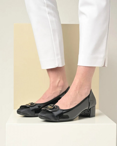 Cipele za žene na nižu petu u crnom laku, slika 5