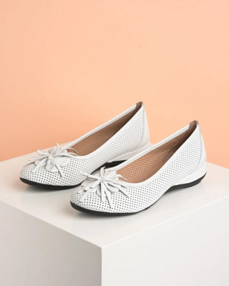 Lagane bele ženske cipele na malu petu, slika 6