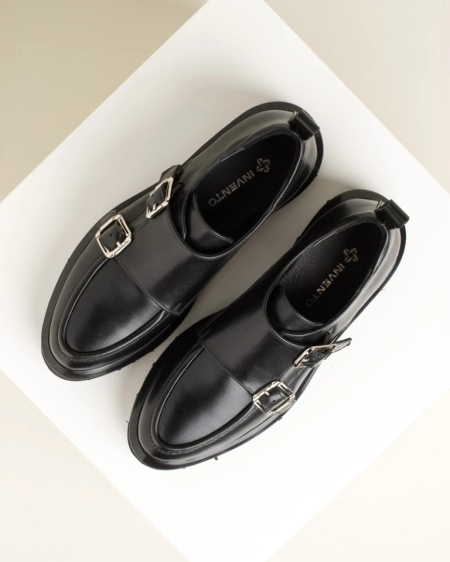 Crne ženske cipele od prirodne kože, sa kopčama, slika 10