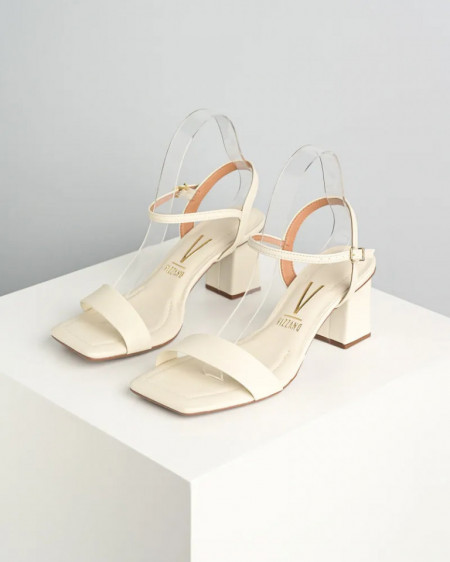 Bele Vizzano sandale sa blok petom, slika 1