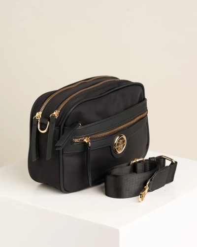 Ženska crossbody crna torbica T012642