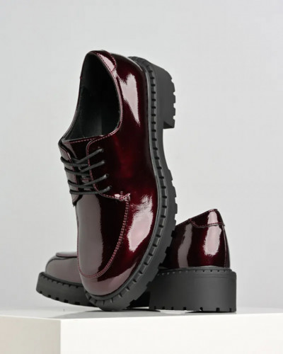 Ženske lakovane oksford cipele C2466 bordo
