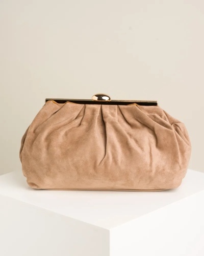 Ženska bež clutch torbica od eko velura sa zlatnim detaljima, slika 5
