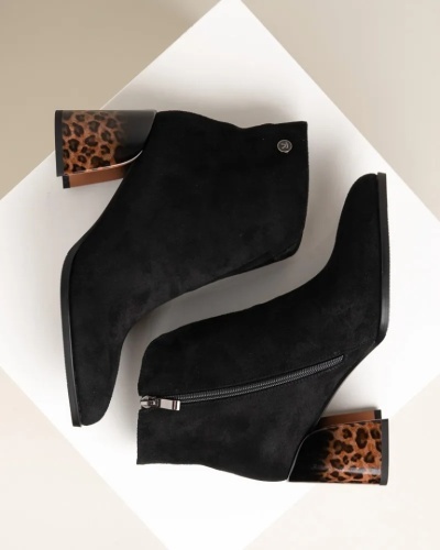 Ženske poluduboke čizme na štiklu, crne boje, leopard detalji, slika 10
