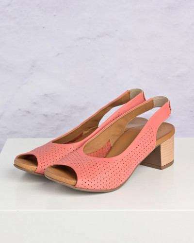 Ženske sandale od kože u roze boji, slika 2