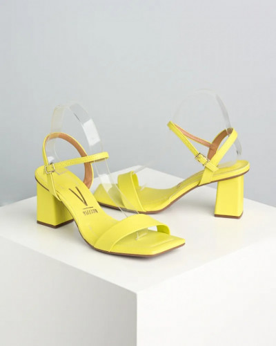 Žute Vizzano sandale sa blok petom, slika 3
