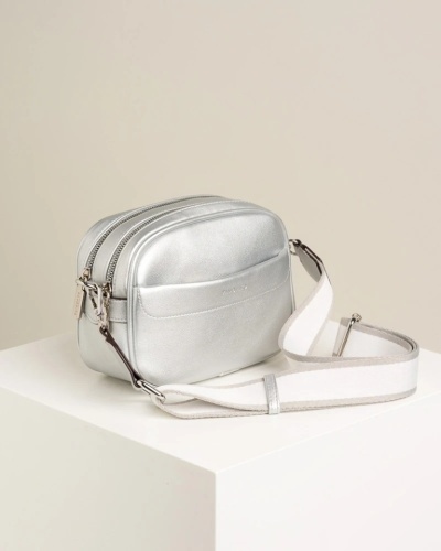 Ženska crossbody torbica T012623 srebrna