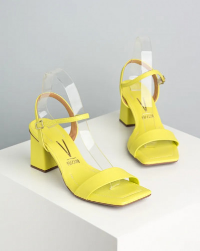 Žute Vizzano sandale sa blok petom, slika 5