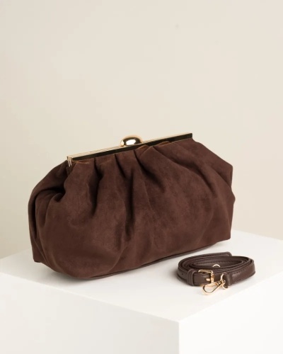 Ženska braon clutch torbica od eko velura sa zlatnim detaljima, slika 2