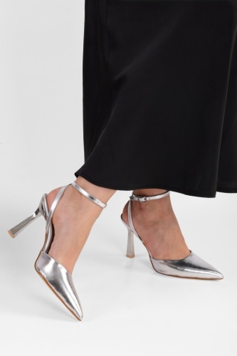 Srebrne slingback sandale na štiklu, slika 5