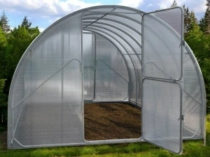Sera policarbonat Comfort 3.14X4 m, otel galvanizat 40x20 mm si policarbonat 4mm