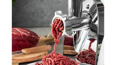 Tot ce Trebuie să Știi Despre Mașinile de Tocat Carne: Alegerea Ideală pentru Bucătăria Ta