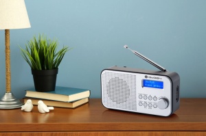 Radio portabil GoGEN DAB 300N cu tuner DAB+ si FM, 1 W, LCD , baterie 2000 mAh - Img 3