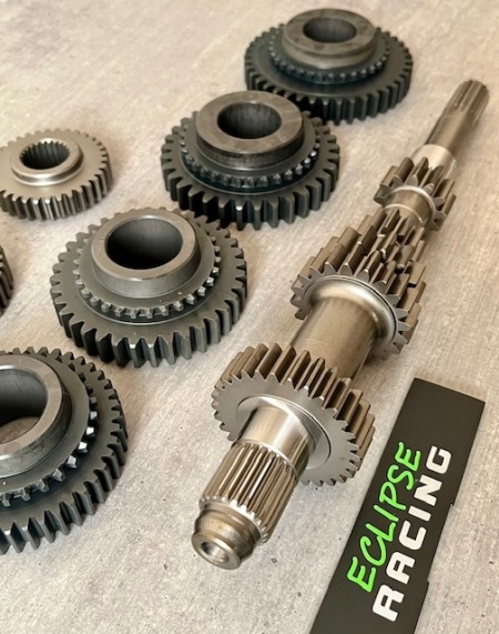 Cascata ingranaggi ravvicinata a denti dritti (cambio MA) Omologazione FIA GR.N - Img 3