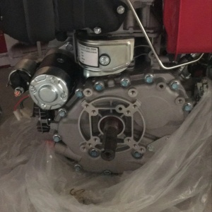 Motor motocultor 12 CP diesel, 4 timpi, pornire electrica/ax pana - Img 5