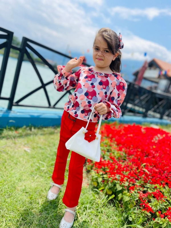 Compleu Rosu, cu Bulinute, 3 Piese, Bluza, Pantaloni si Gentuta, Pentru Fetite, 4-12 ani