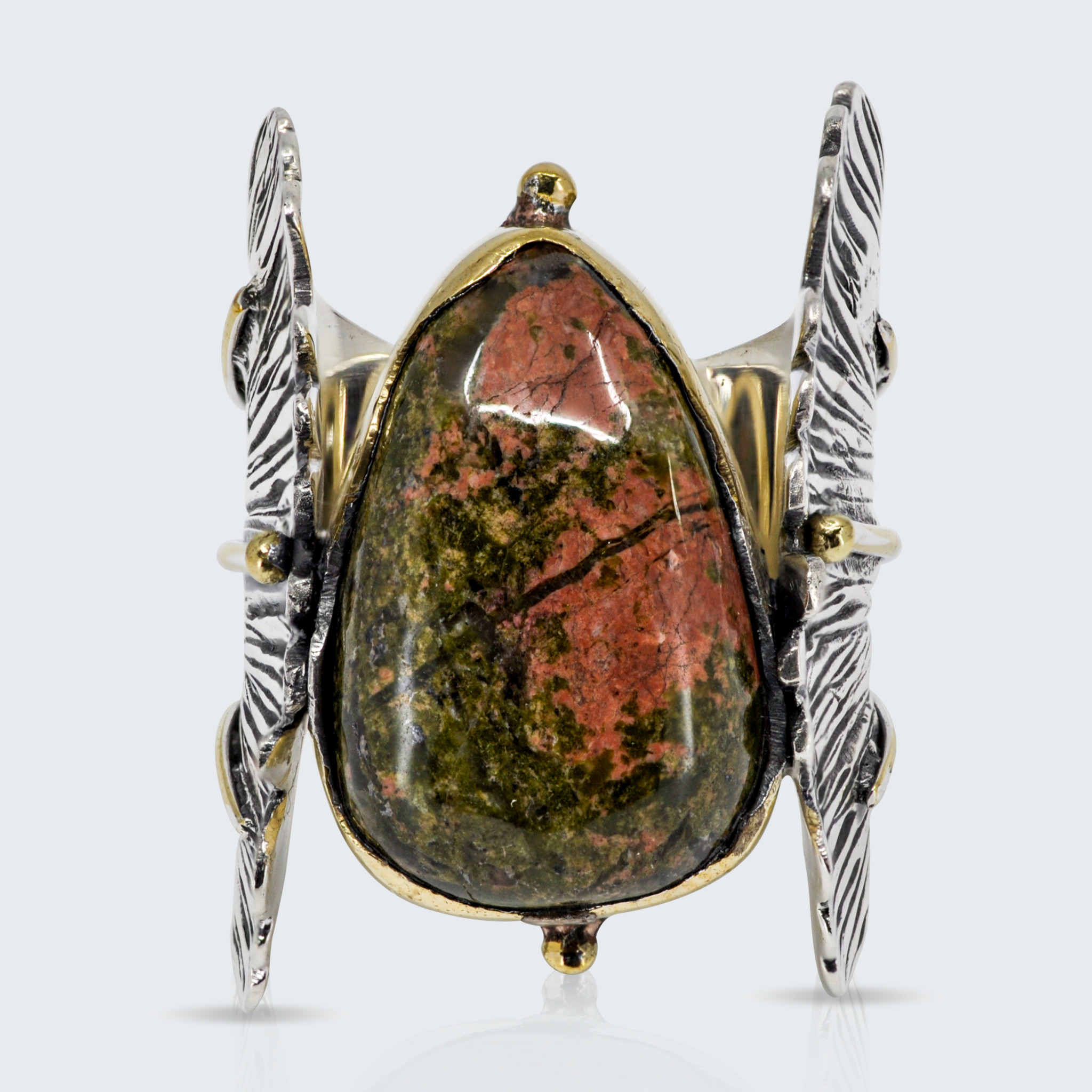 BIJUTERII UNAKITE