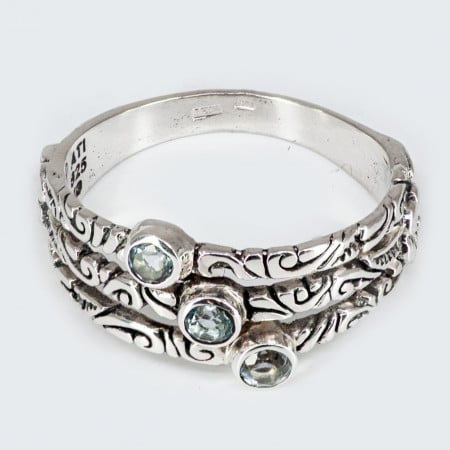 Inel Argint lucrat manual topaz albastru Selhia
