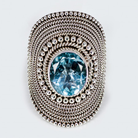 Inel Argint lucrat manual topaz albastru Triti