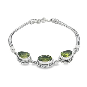 Bratara Argint realizata manual Peridot Nuri