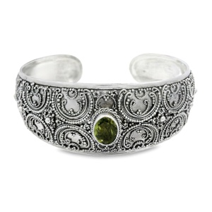 Bratara fixa Argint realizata manual Peridot Wulan