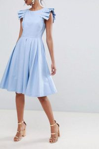 rochie albastra de zi de nunta