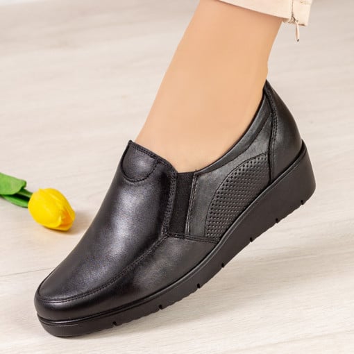Pantofi casual piele cu platforma, Pantofi casual dama negri cu platforma din piele naturala MDL01887 - modlet.ro