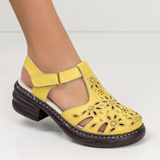 Sandale piele cu toc gros, Sandale casual dama galbene cu toc perforate din Piele MDL05431 - modlet.ro