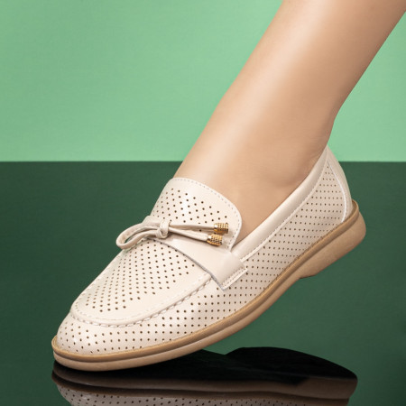Mocasini perforati bej dama MDL05783