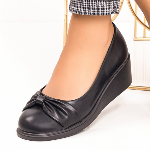 Pantofi casual negri dama cu platforma si model cu funda MDL06221