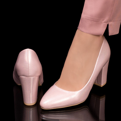 Pantofi clasici cu toc gros, Pantofi cu toc gros inalt dama roz MDL03692 - modlet.ro