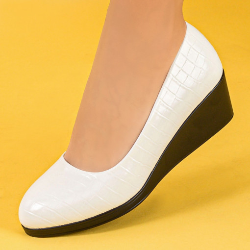 Pantofi albi cu platforma dama din piele ecologica MDL01678
