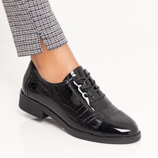 Pantofi casual clasici dama, Pantofi casual cu aspect lacuit dama negri cu siret MDL033834 - modlet.ro