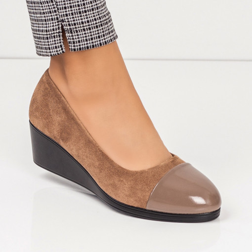 Pantofi cu platforma dama maro din textil MDL01677