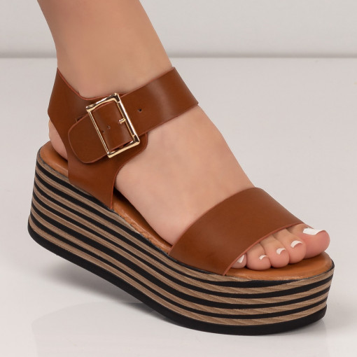 Reduceri  Sandale fara toc, Sandale dama maro cu platforma si inchidere cu catarama MDL05367 - modlet.ro