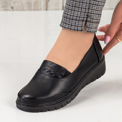 Pantofi clasici casual cu platforma, Pantofi casual dama negri cu platforma MDL033826 - modlet.ro