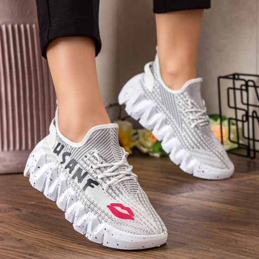 Pantofi sport dama albi din material textil cu talpa groasa MDL00336
