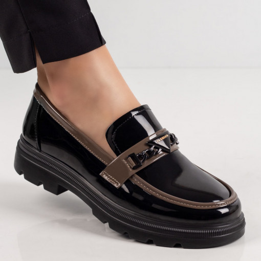 Pantofi casual trendy dama, Pantofi casual dama negru cu verde si accesoriu metalic MDL06213 - modlet.ro