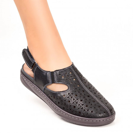Sandale dama negre perforate si inchidere cu scai din Piele naturala MDL05423