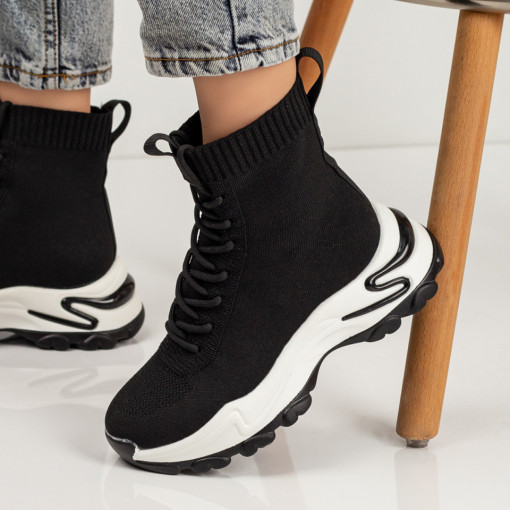 Sneackers trendy dama, Sneakers dama negri cu alb din material textil MDL03401 - modlet.ro