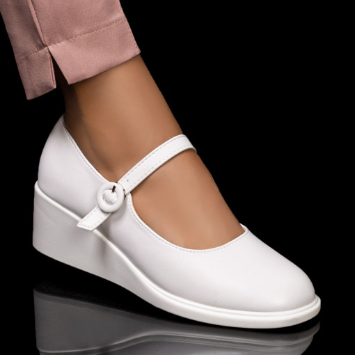 Pantofi casual cu platforma, Pantofi casual albi dama cu platforma si bareta MDL06224 - modlet.ro